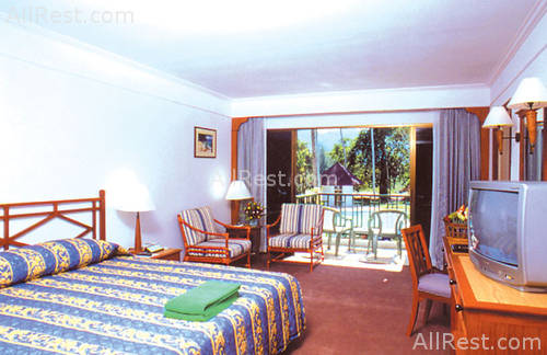 Amora Beach Resort 5